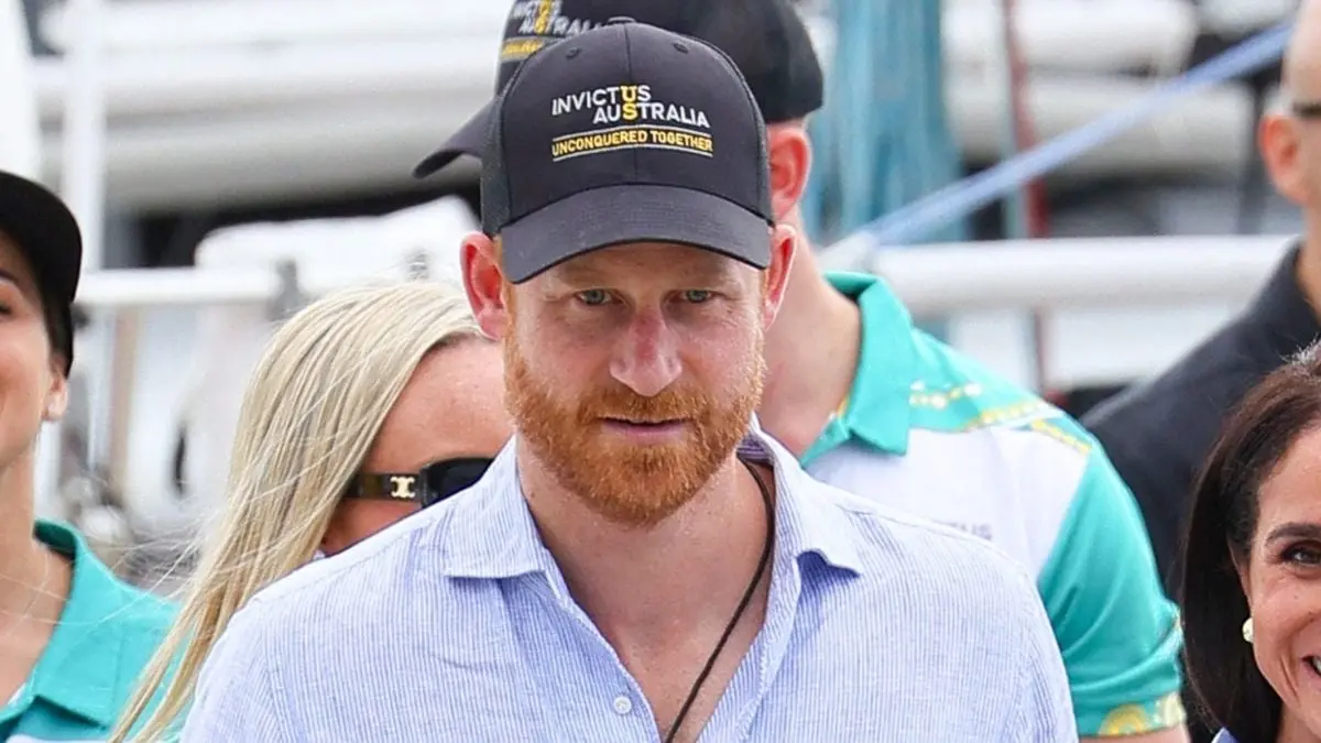 Prince Harry au Royaume-Uni : le duc de Sussex
aperçu quittant la demeure de sa défunte mère, la princesse
Diana