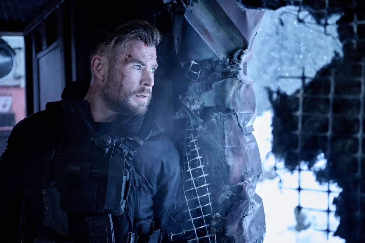 Notée 3,7 sur 5, l'une des plus grosses franchises d'action de Netflix avec Chris Hemsworth va faire son grand retour ! Le tournage de la suite est terminé