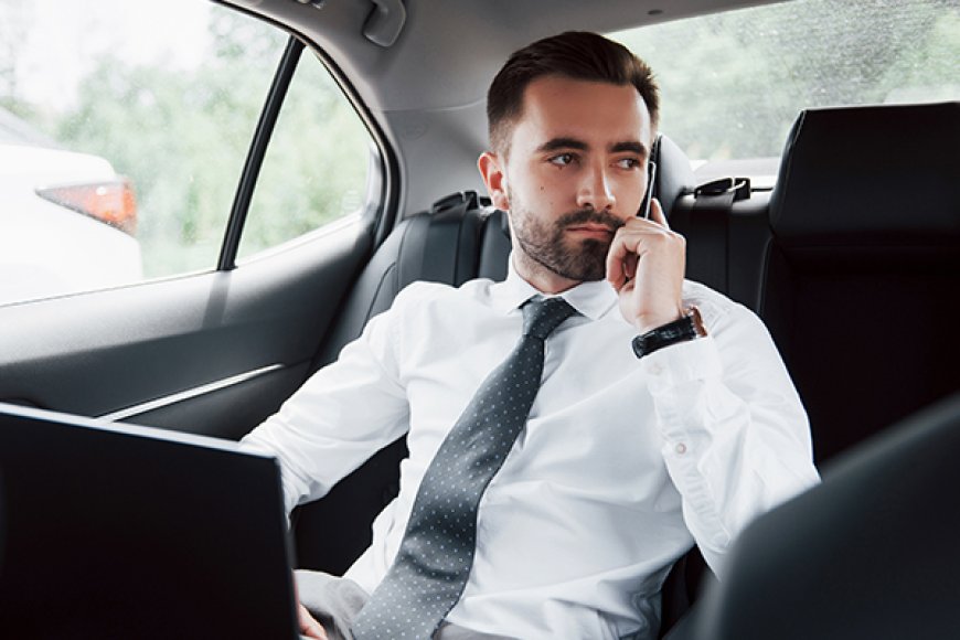 How to Book a Taxi to the Airport | Crown Exec Derby Travel Ltd