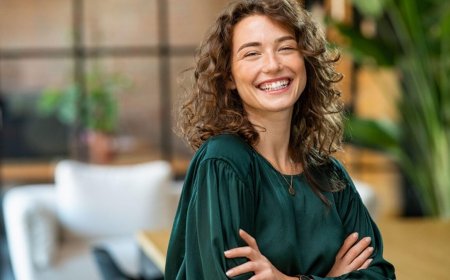 Best Doctors in Dubai for Profhilo: How to Achieve Natural-Looking Skin Renewal