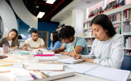 Why More UK Students Are Turning to Trusted Dissertation Help Services