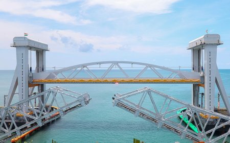 Rameshwaram Pamban Bridge – A Scenic Marvel of Tamil Nadu